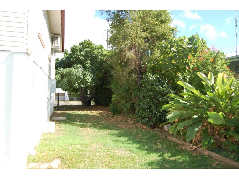 18 Russell Street, Aitkenvale QLD 4814