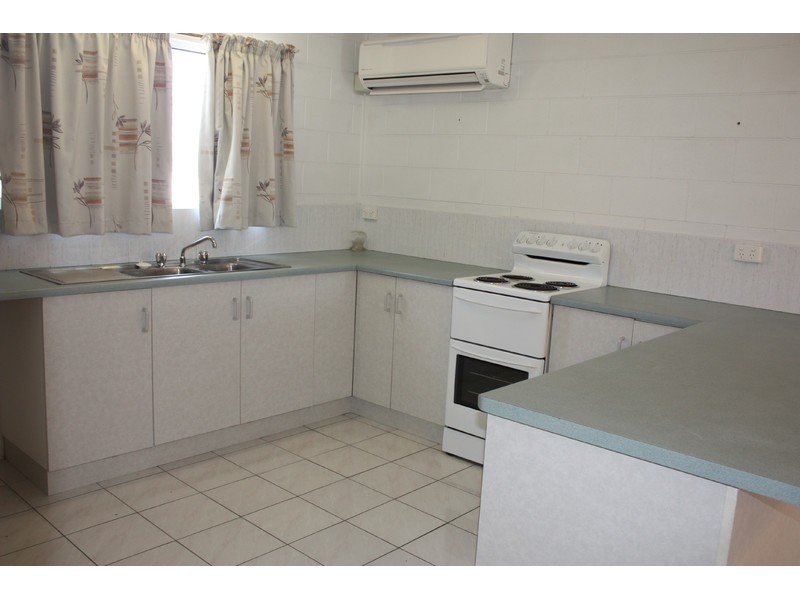 1/29 Gerard Street, Currajong QLD 4812