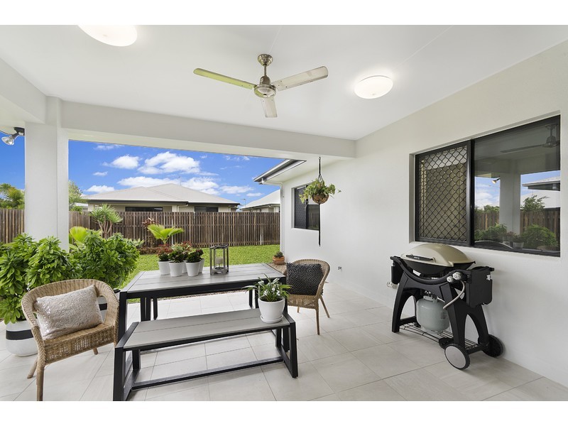 5 Dahlia Street, Burdell QLD 4818