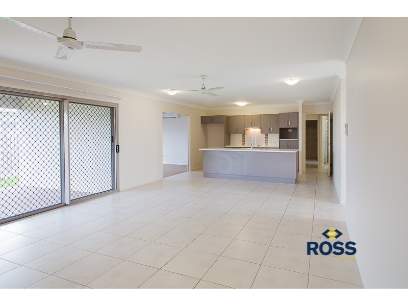 1 Makena Circuit, Burdell QLD 4818