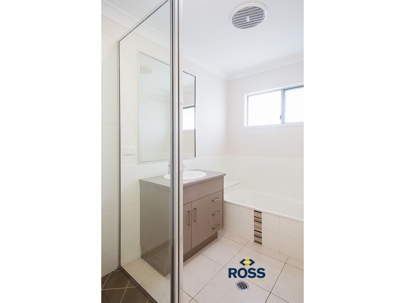 1 Makena Circuit, Burdell QLD 4818