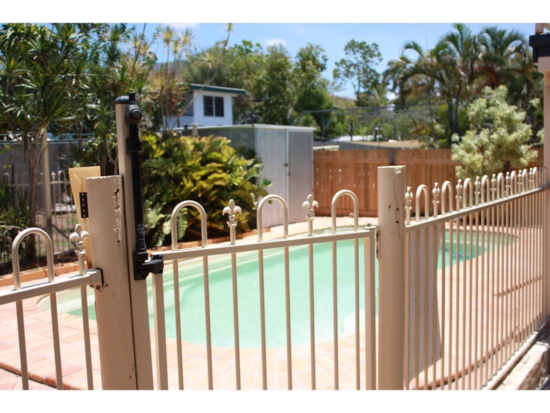 12 Nobel Street, Wulguru QLD 4811