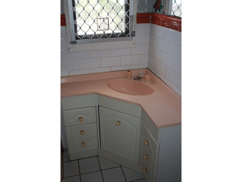 12 Nobel Street, Wulguru QLD 4811