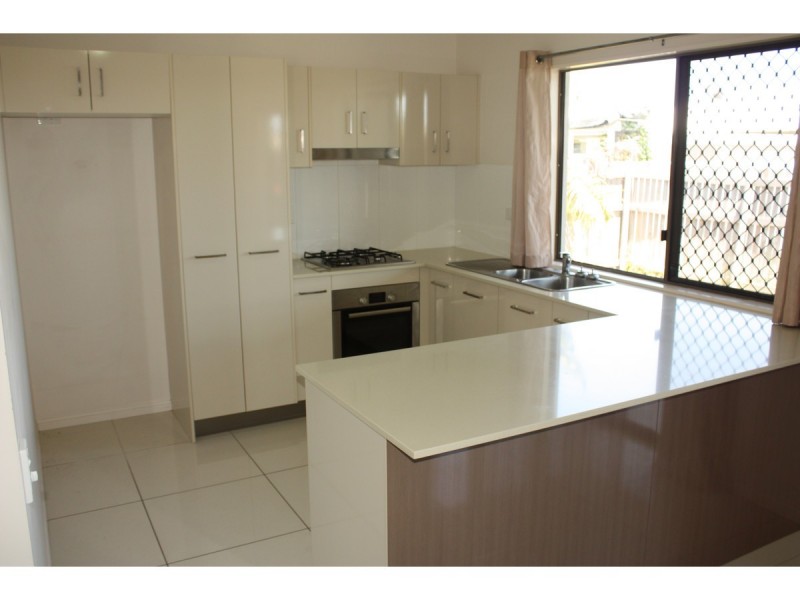 2/1 Vai Avenue, Condon QLD 4815