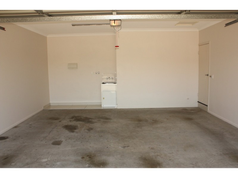 2/1 Vai Avenue, Condon QLD 4815