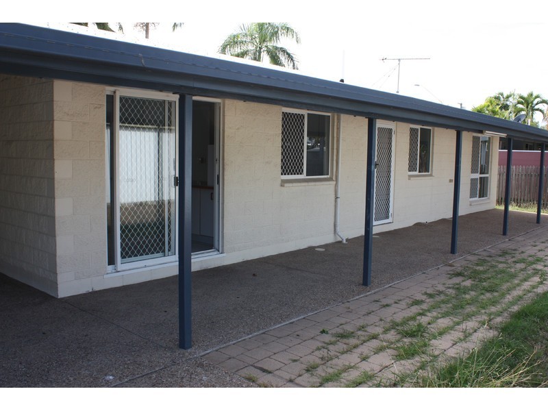 42 Warland Street, Kirwan QLD 4817