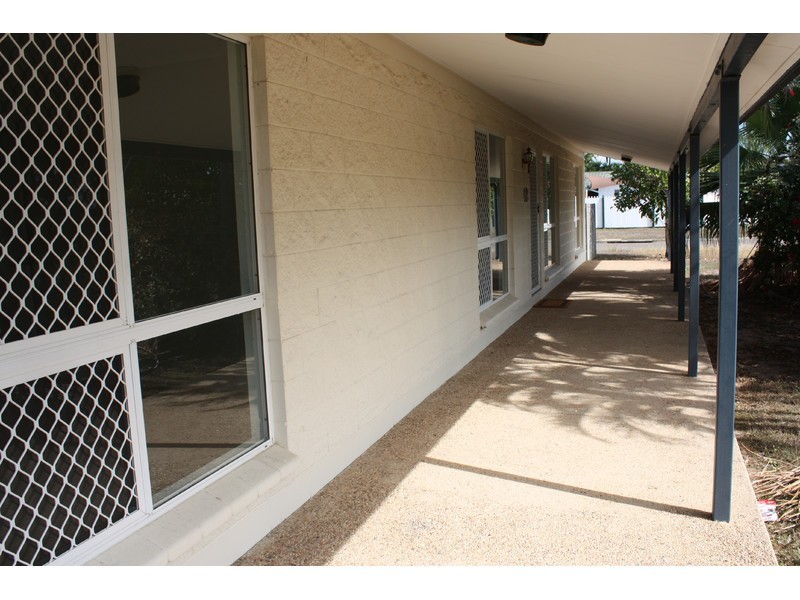 42 Warland Street, Kirwan QLD 4817