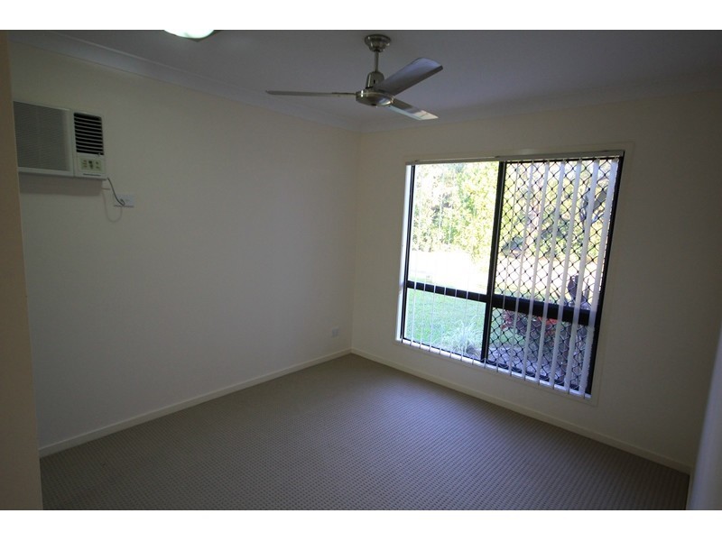 52 Kroymans Drive, Mount Louisa QLD 4814