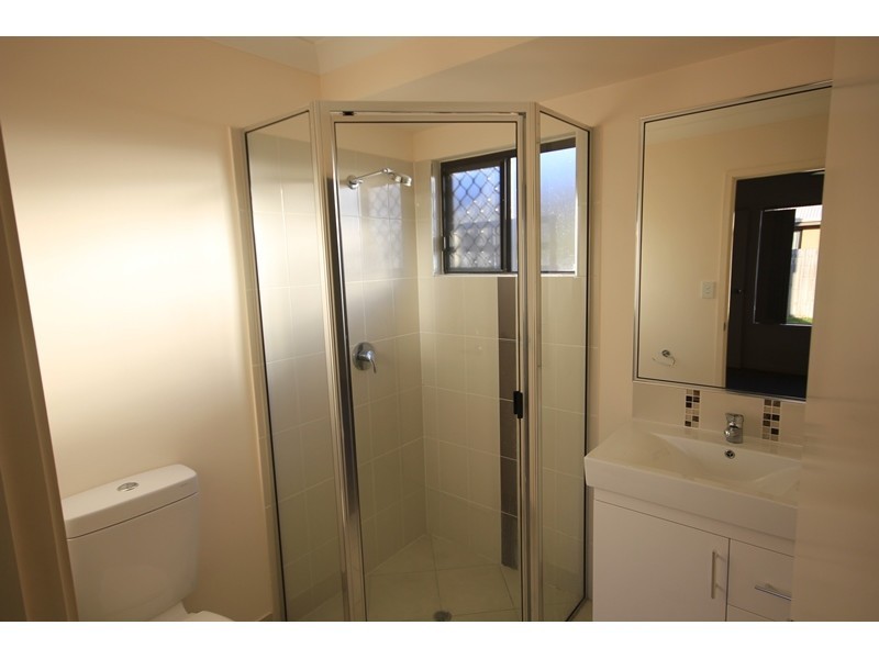 52 Kroymans Drive, Mount Louisa QLD 4814