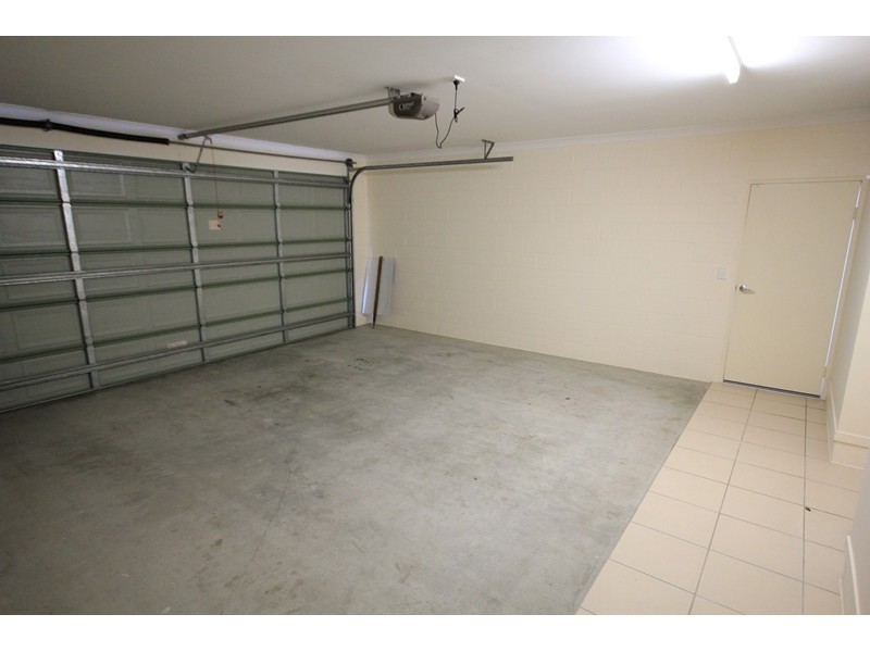 52 Kroymans Drive, Mount Louisa QLD 4814