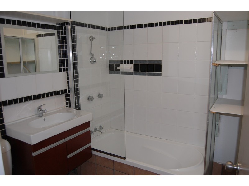 111 Nathan Street, Cranbrook QLD 4814