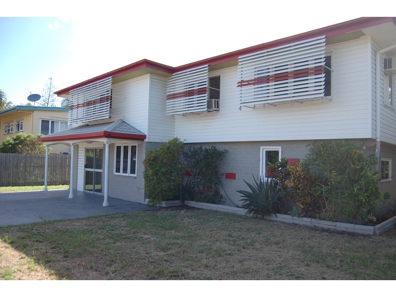 111 Nathan Street, Cranbrook QLD 4814