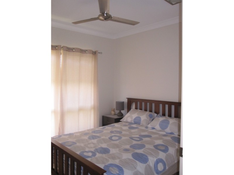 1/2 Vai Avenue, Condon QLD 4815