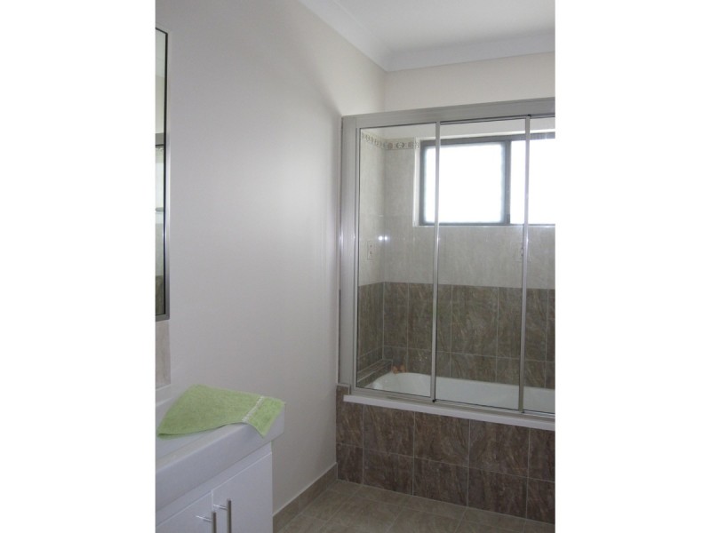 1/2 Vai Avenue, Condon QLD 4815