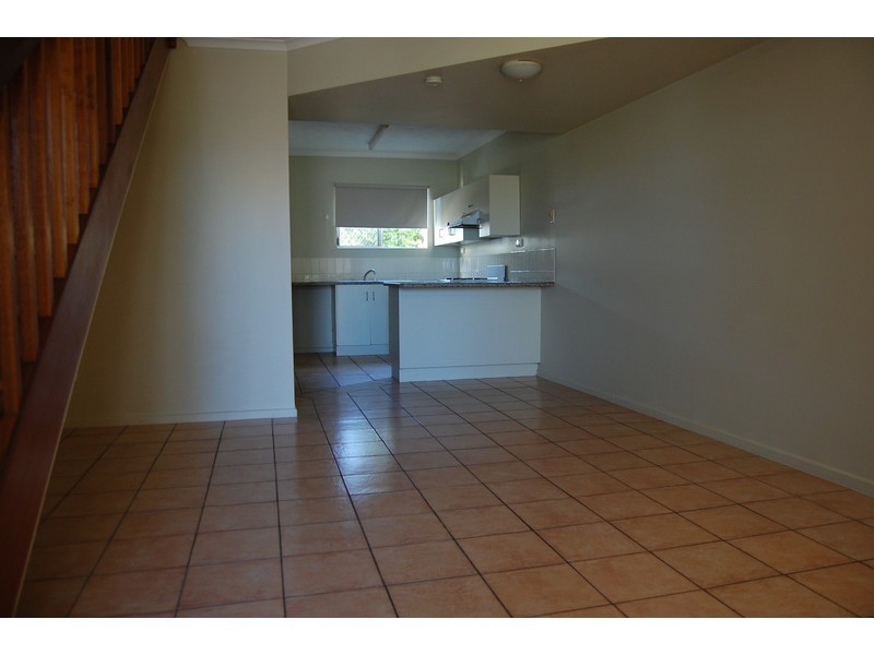 15/29-31 Victoria Street, North Ward QLD 4810