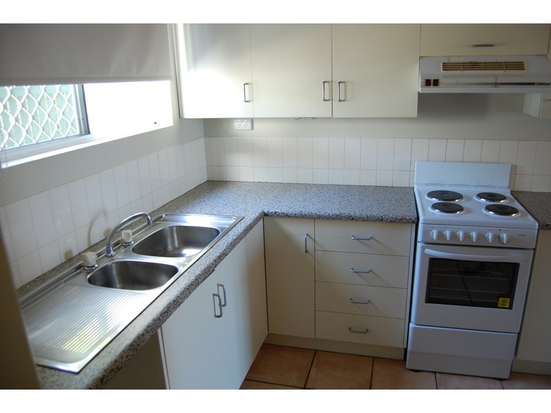 15/29-31 Victoria Street, North Ward QLD 4810