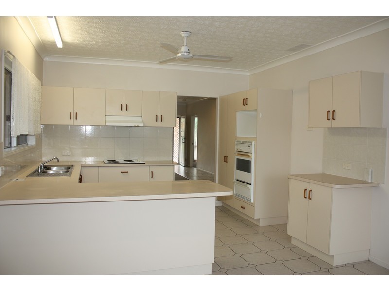 2 Plumtree Place, Kirwan QLD 4817
