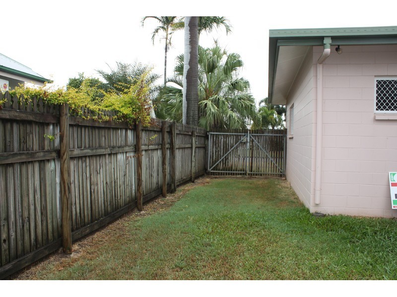 2 Plumtree Place, Kirwan QLD 4817