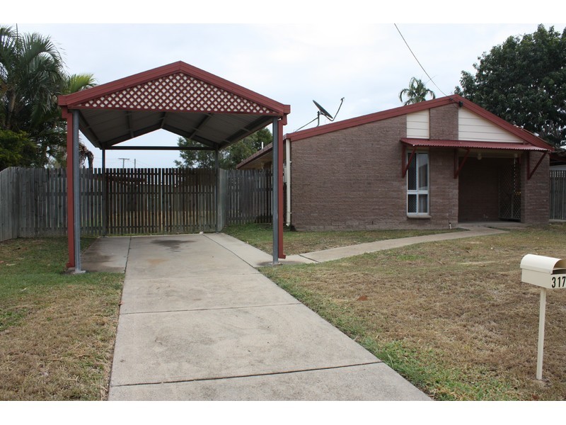 317 Pinnacle Drive, Rasmussen QLD 4815