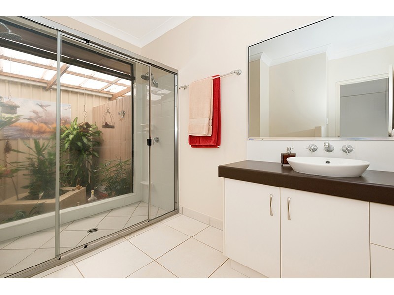 17 Therese Court, Alice River QLD 4817