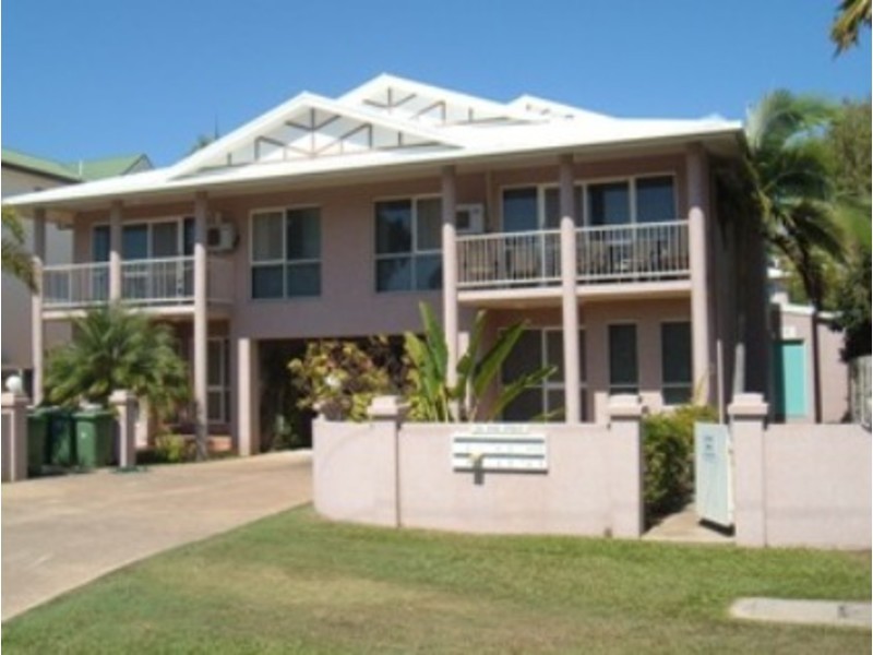 4/130 Eyre Street, North Ward QLD 4810