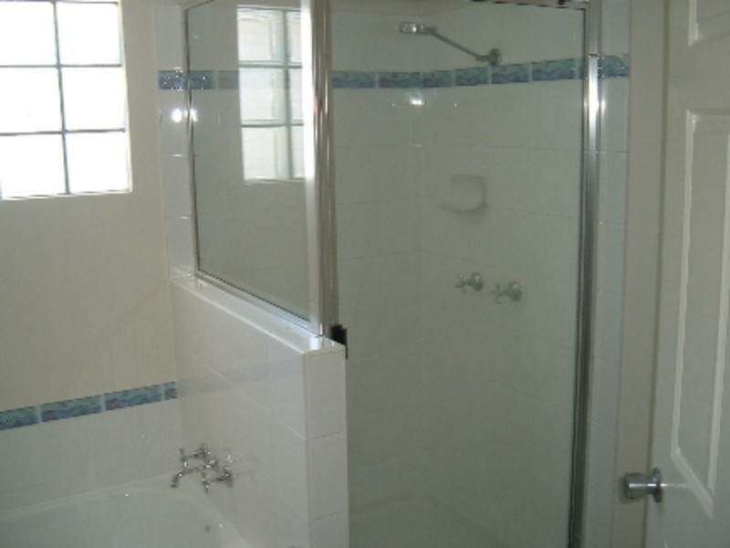 4/130 Eyre Street, North Ward QLD 4810