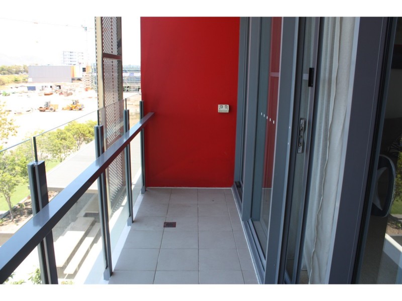 30/4 Aplin Street, Townsville City QLD 4810
