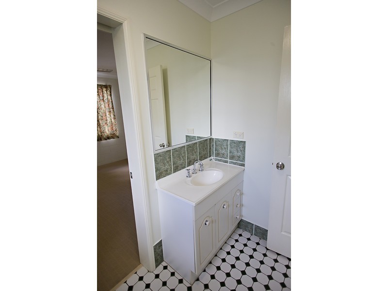 47 Lambert Street, Heatley QLD 4814