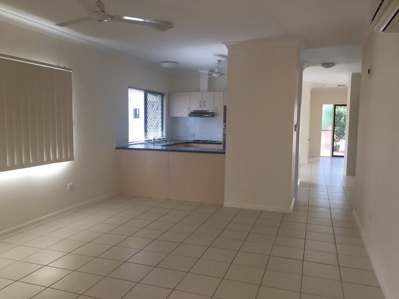 33 Elphinstone Drive, Kirwan QLD 4817