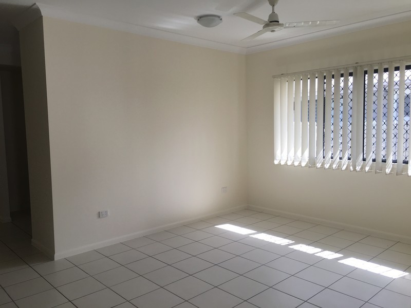 33 Elphinstone Drive, Kirwan QLD 4817