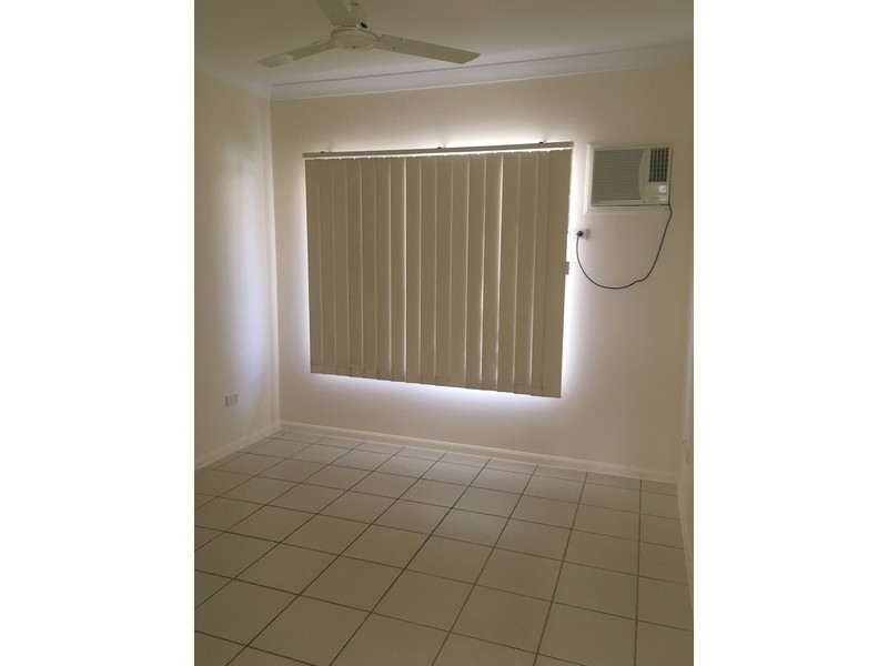33 Elphinstone Drive, Kirwan QLD 4817