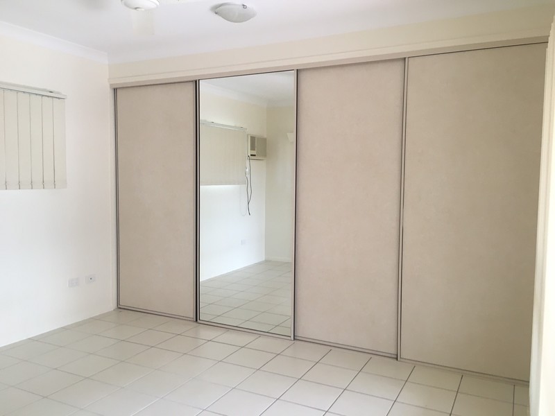 33 Elphinstone Drive, Kirwan QLD 4817