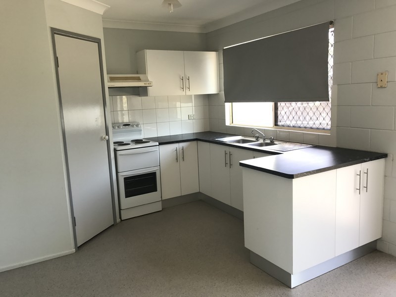 2 Lyndhurst Street, Mount Louisa QLD 4814