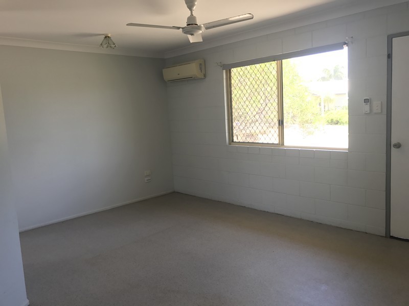 2 Lyndhurst Street, Mount Louisa QLD 4814