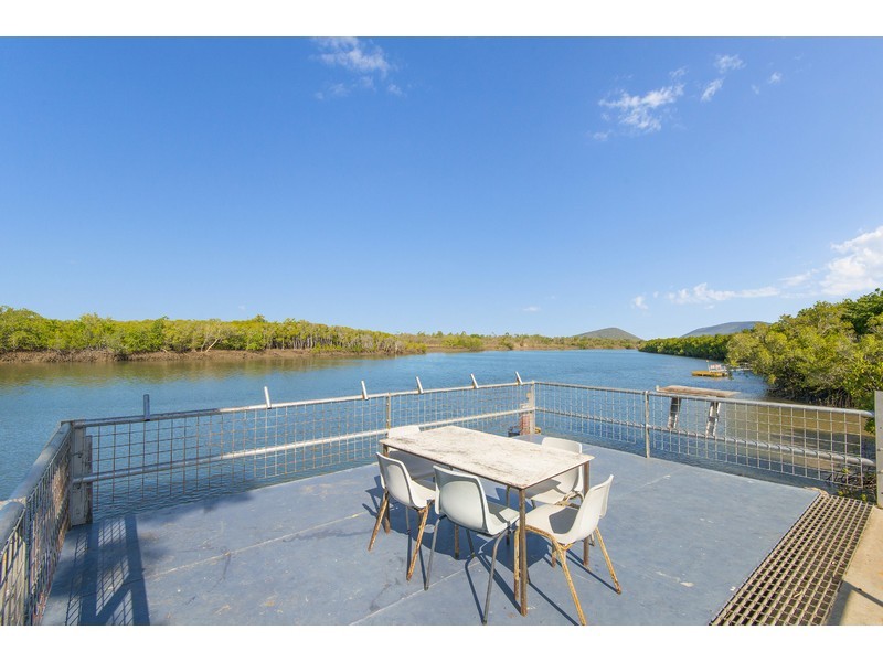 21 Lyons Crescent, Nome QLD 4816