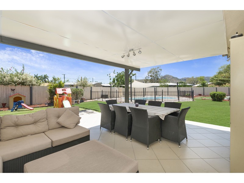 10 Sunbird Crescent, Condon QLD 4815