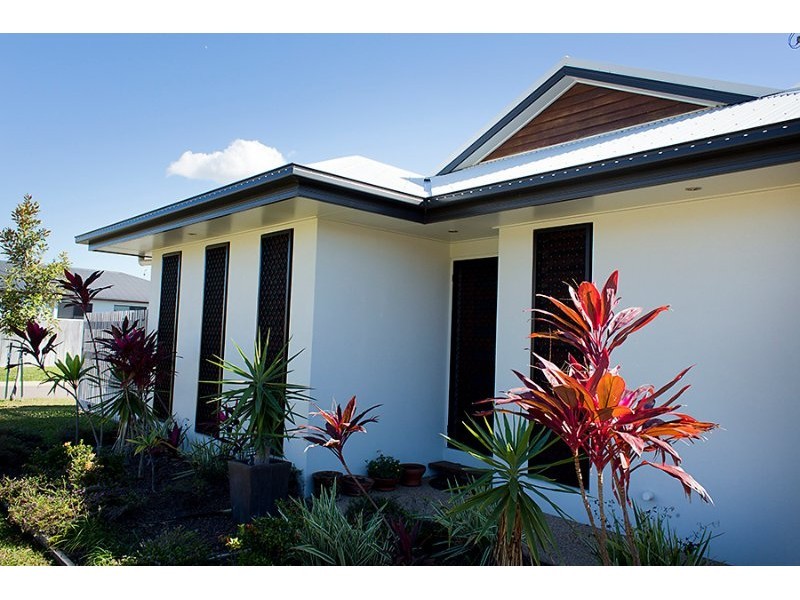 13 Shark Court, Mount Louisa QLD 4814