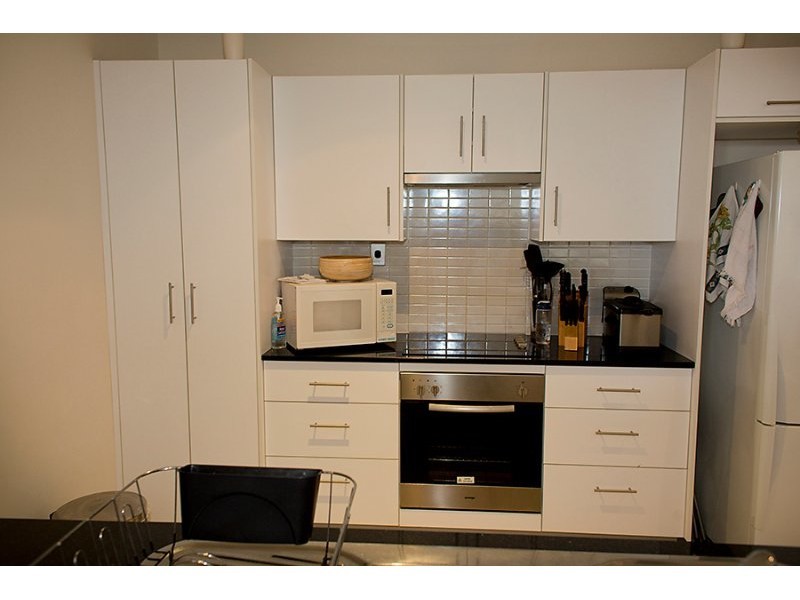 13 Shark Court, Mount Louisa QLD 4814