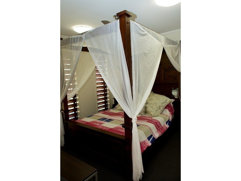 13 Shark Court, Mount Louisa QLD 4814