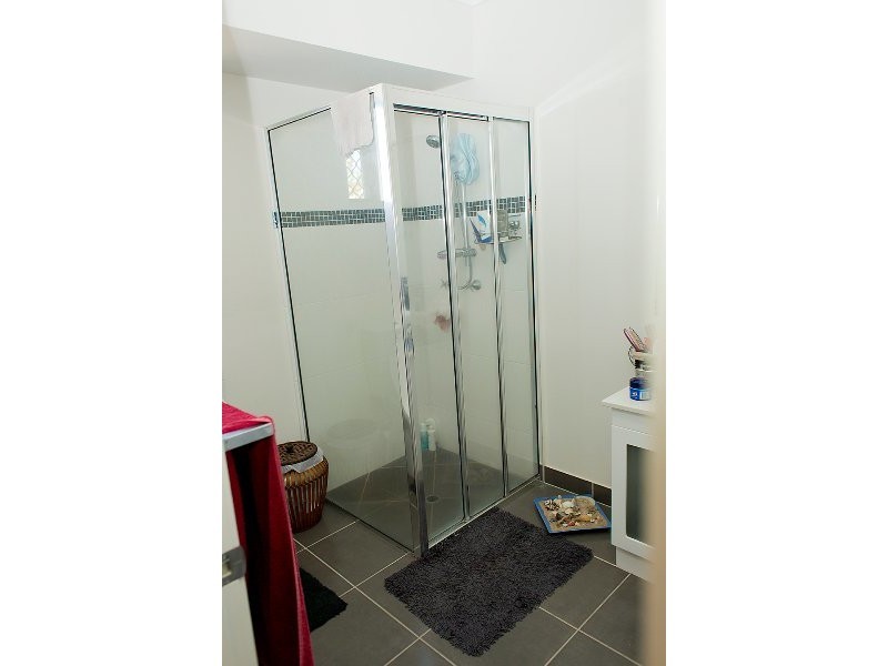 13 Shark Court, Mount Louisa QLD 4814