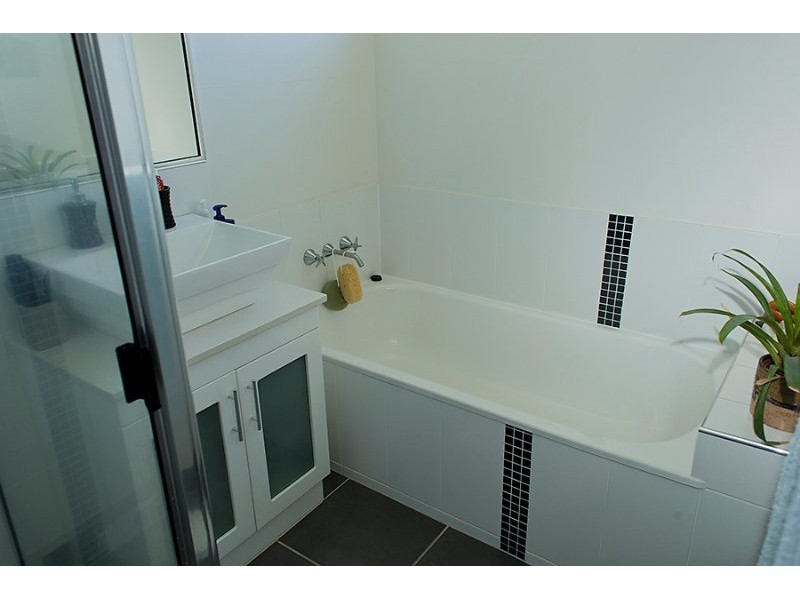 13 Shark Court, Mount Louisa QLD 4814