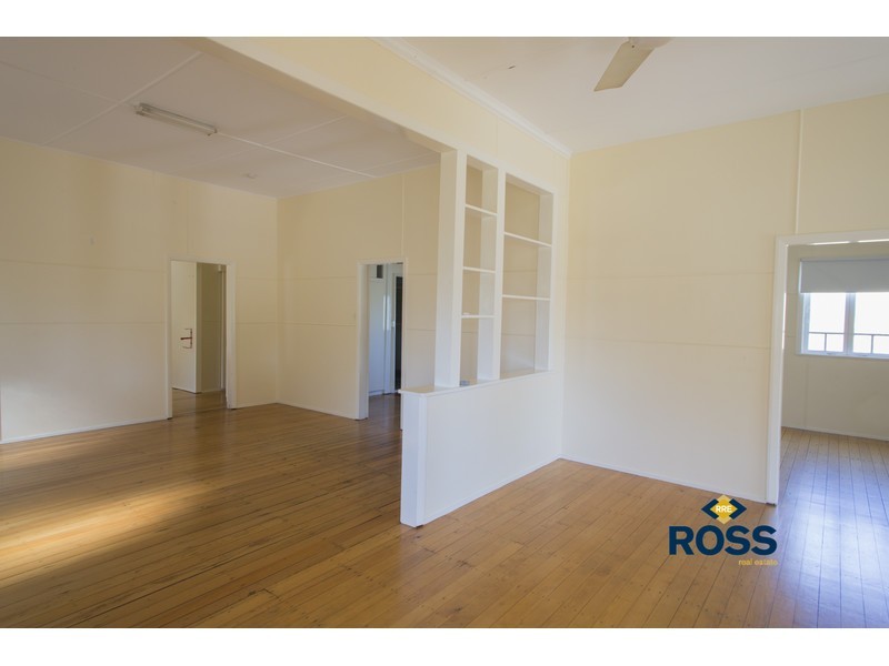 44 Bayswater Road, Hyde Park QLD 4812