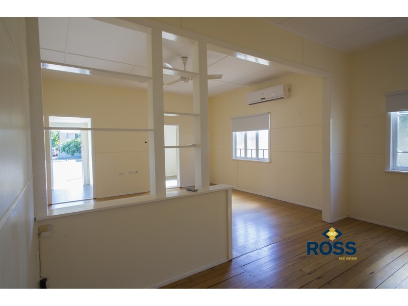 44 Bayswater Road, Hyde Park QLD 4812