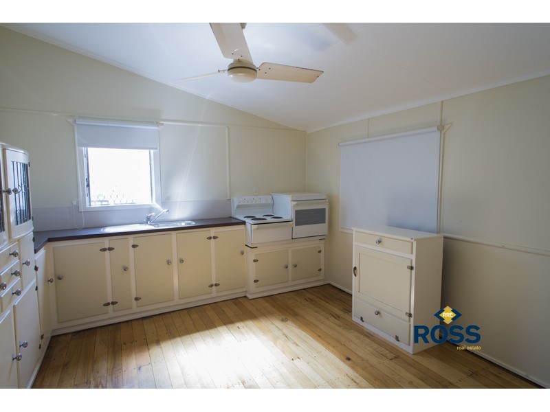 44 Bayswater Road, Hyde Park QLD 4812