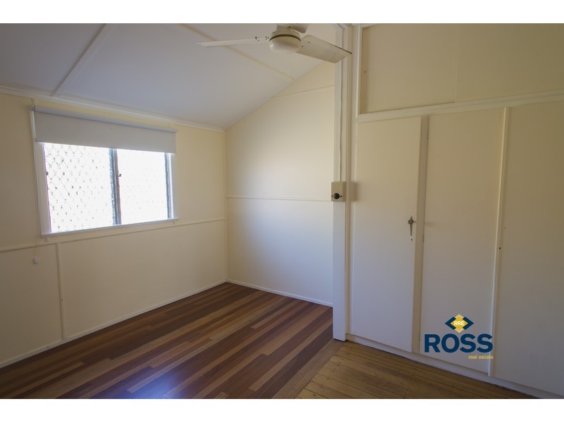 44 Bayswater Road, Hyde Park QLD 4812