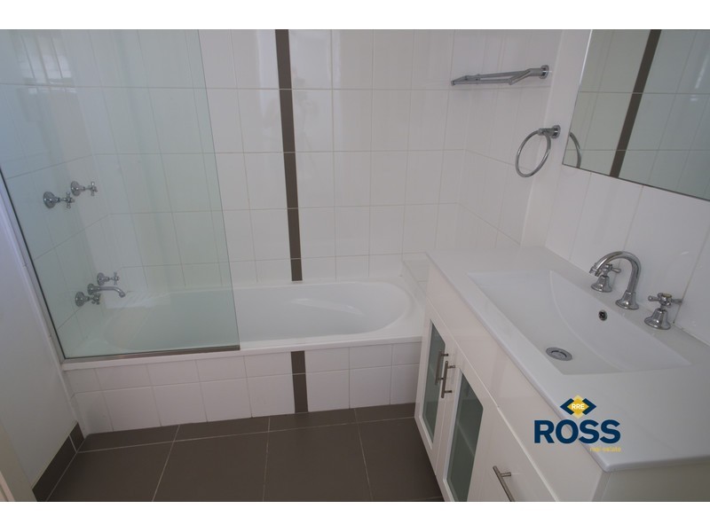 44 Bayswater Road, Hyde Park QLD 4812