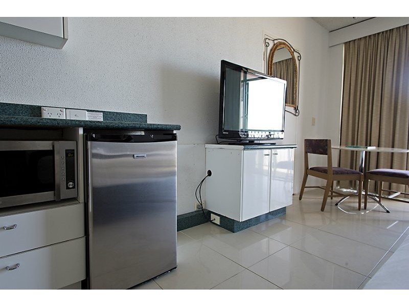 1211/75-77 The Strand, North Ward QLD 4810