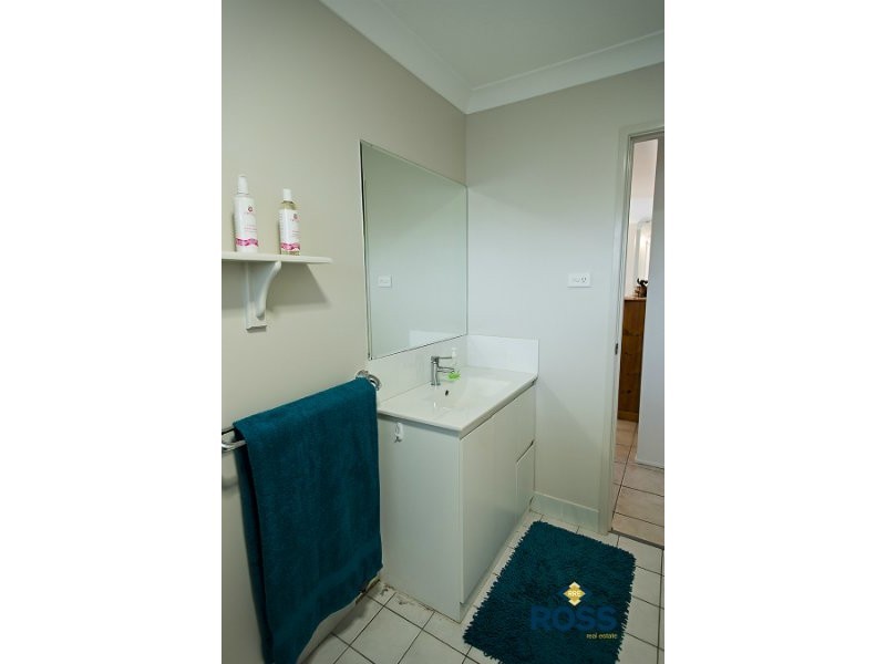 36 Wayne Street, Kelso QLD 4815