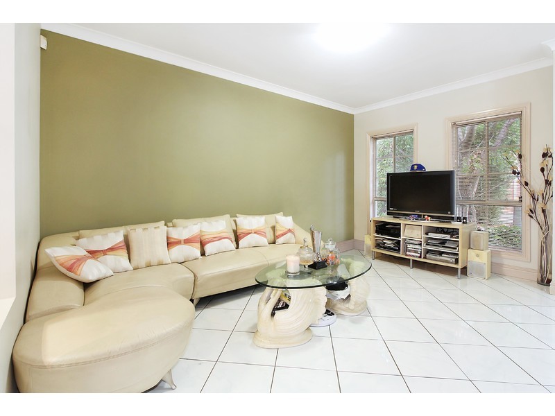 17/6 Blossom Place, Quakers Hill NSW 2763