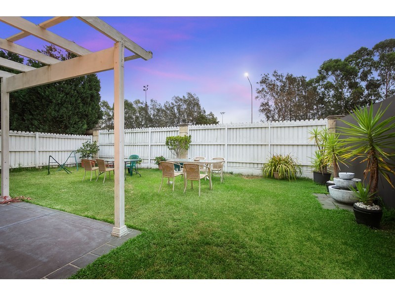 17/6 Blossom Place, Quakers Hill NSW 2763